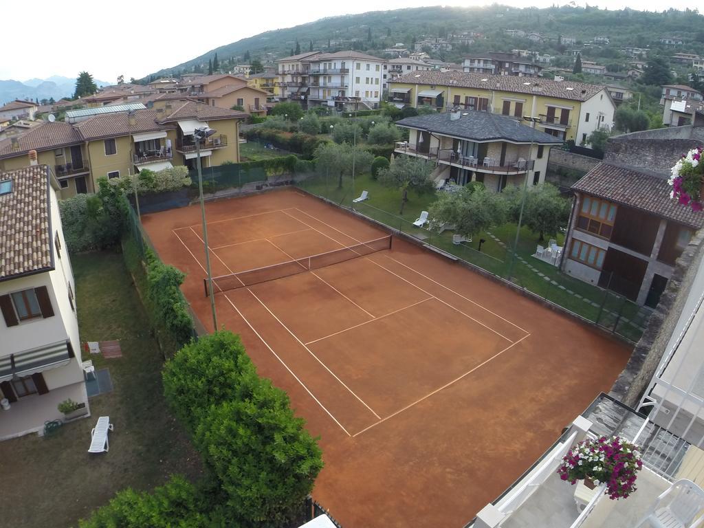 Hotel Romeo Torri Del Benaco Exterior photo