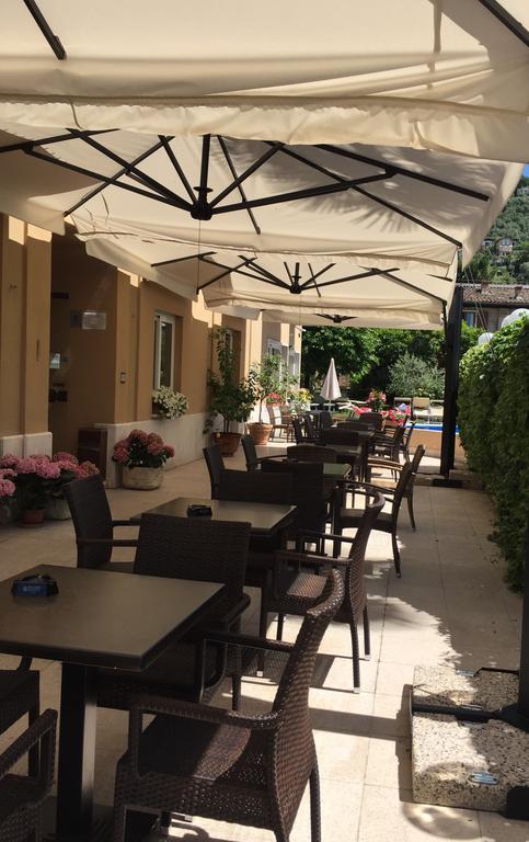 Hotel Romeo Torri Del Benaco Exterior photo